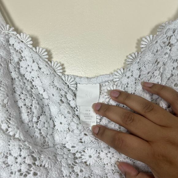 Women's H&M Medium Floral Boho Knit Body Suit - Picture 3 of 6